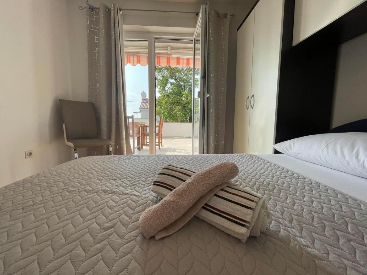 Apartman Renata Crikvenica Eksteriør billede